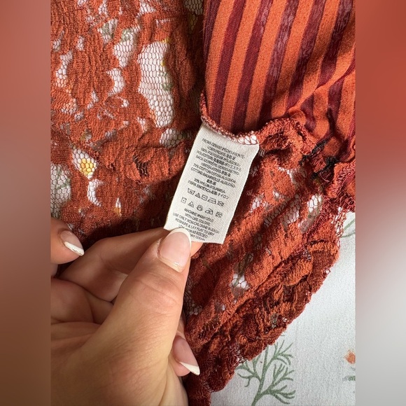 Free People rust lace striped hi low shirt size small boho - Picture 8 of 9